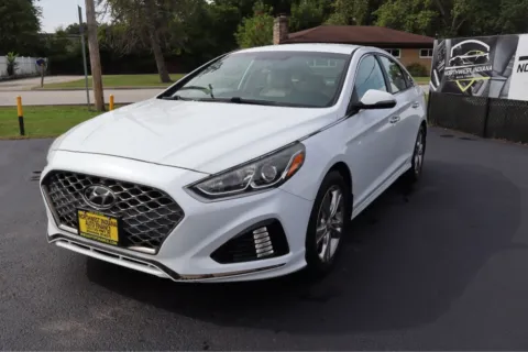 Another view of 2019 HYUNDAI SONATA SEL for sale in Schererville, IN at NWI Auto Finance Schererville