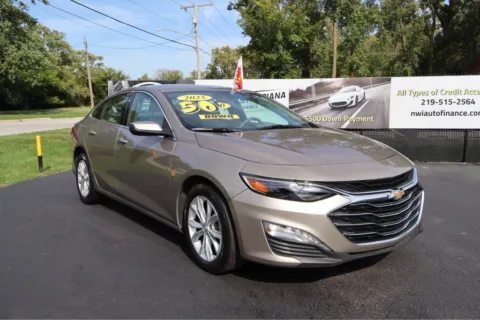 Gold 2025 CHEVROLET MALIBU LT for sale in Schererville, IN