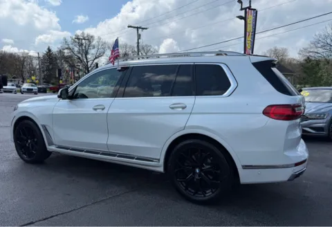 More photos of 2021 BMW X7 XDRIVE40I at NWI Auto Finance Schererville, IN