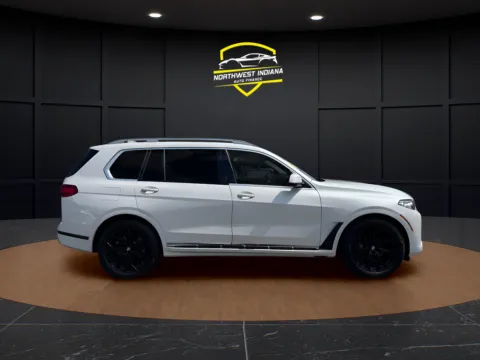 More photos of 2021 BMW X7 XDRIVE40I at NWI Auto Finance Schererville, IN