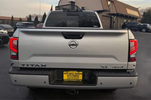 More photos of 2020 NISSAN TITAN SL at NWI Auto Finance Schererville, IN