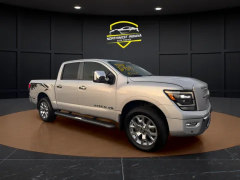 More photos of 2020 NISSAN TITAN SL at NWI Auto Finance Schererville, IN