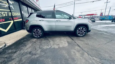 More photos of 2022 JEEP COMPASS LIMITED at NWI AUTO FINANCE Valparaiso, IN