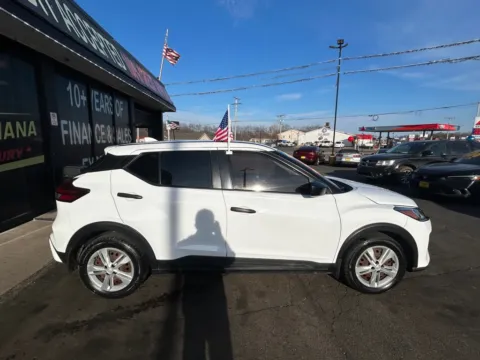 More photos of 2022 NISSAN KICKS at NWI AUTO FINANCE Valparaiso, IN