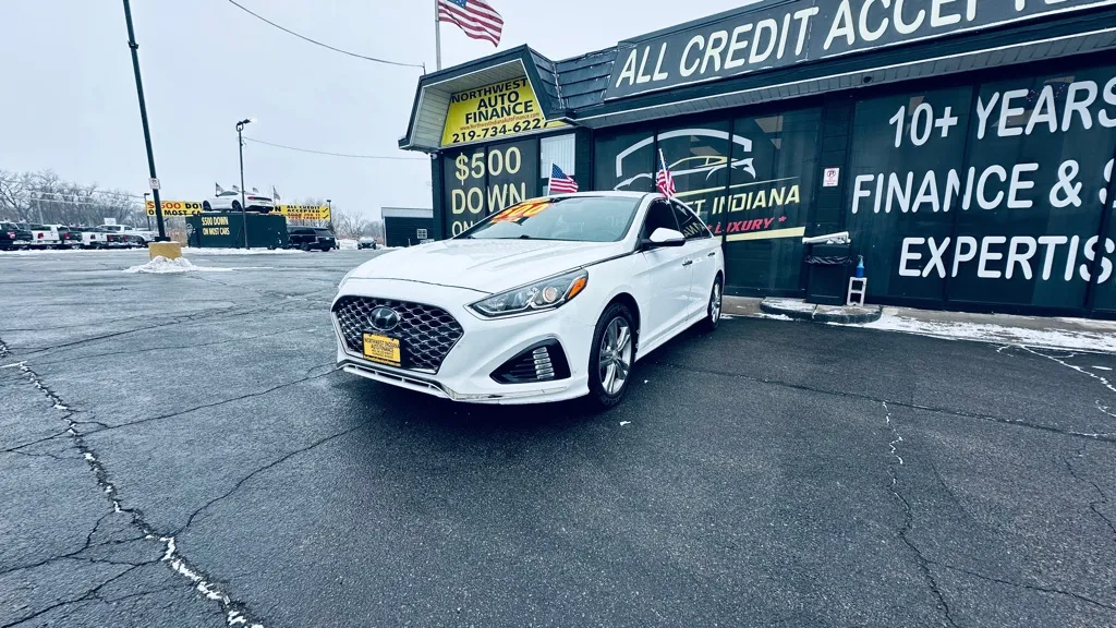 2019 HYUNDAI SONATA LIMITED for sale in Valparaiso, IN