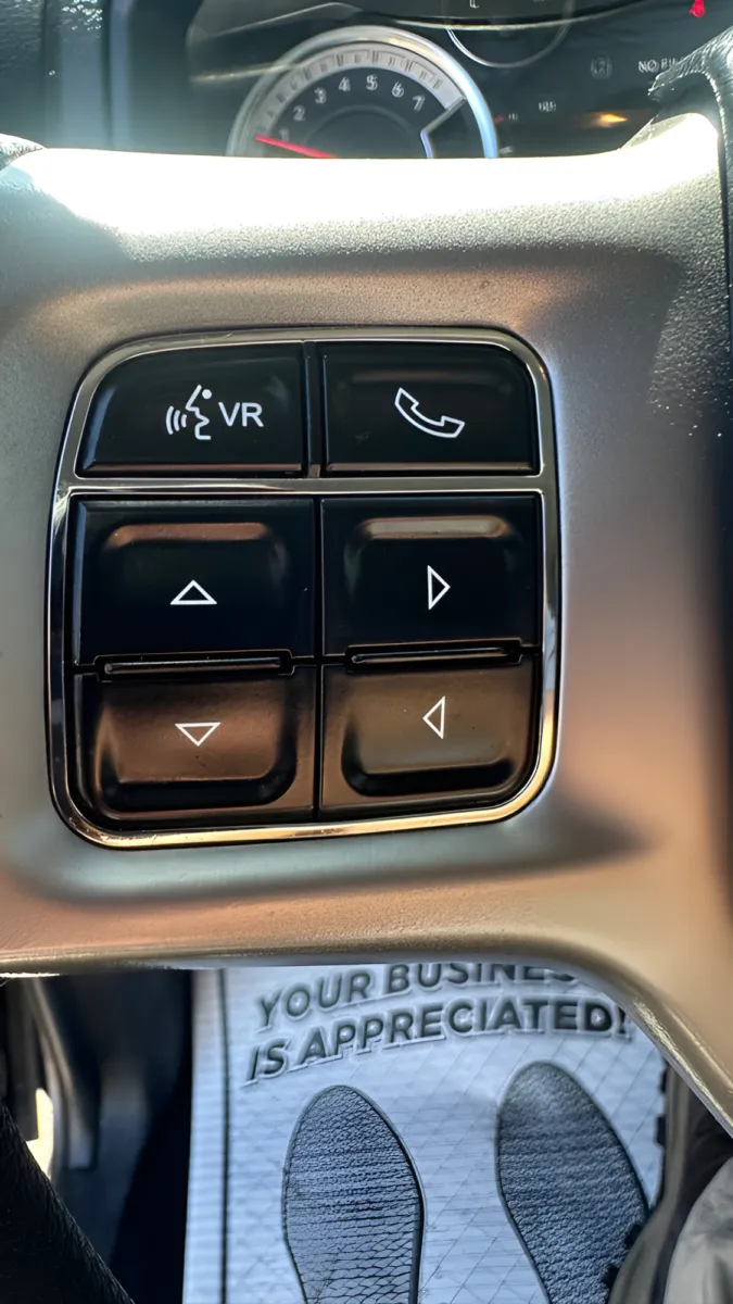 2023 RAM Ram 1500 Classic SLT - Photo 20