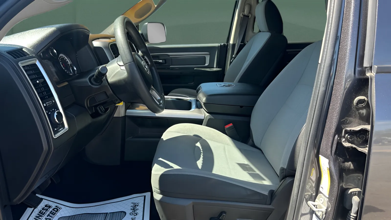 2023 RAM Ram 1500 Classic SLT - Photo 17