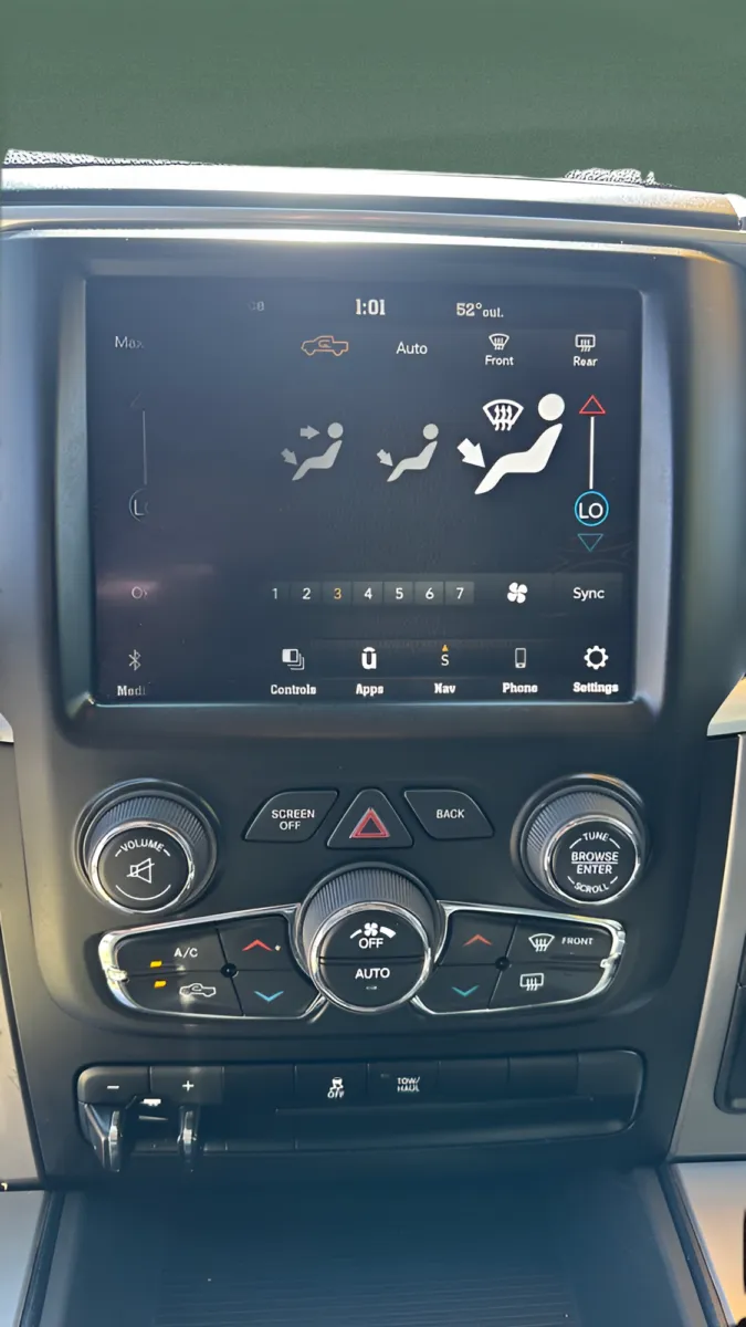 2023 RAM Ram 1500 Classic SLT - Photo 23