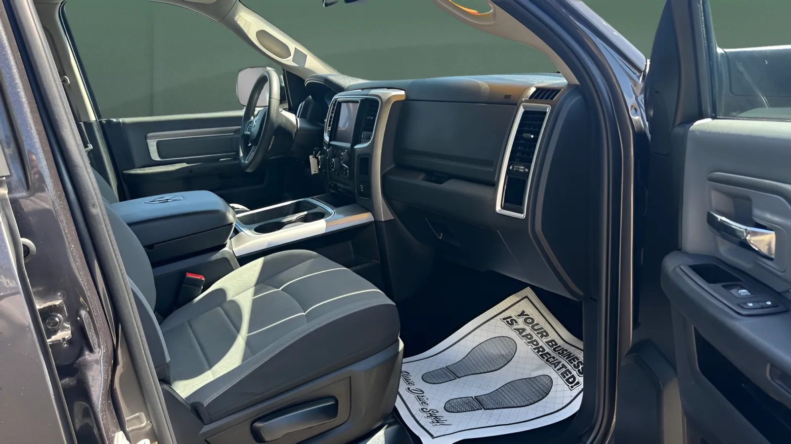 2023 RAM Ram 1500 Classic SLT - Photo 13