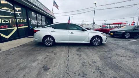 More photos of 2024 NISSAN ALTIMA SV at NWI AUTO FINANCE Valparaiso, IN