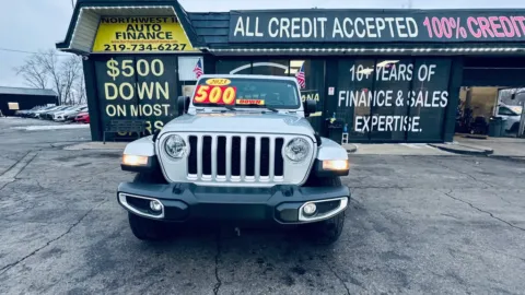 Photos of 2023 JEEP GLADIATOR OVERLAND for sale in Valparaiso, IN at NWI AUTO FINANCE Valparaiso