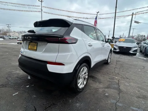More photos of 2023 CHEVROLET BOLT EUV LT at NWI AUTO FINANCE Valparaiso, IN