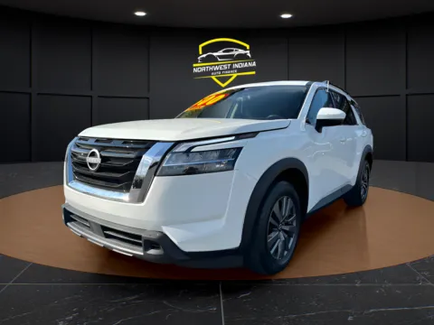 White 2022 NISSAN PATHFINDER SV for sale in Valparaiso, IN