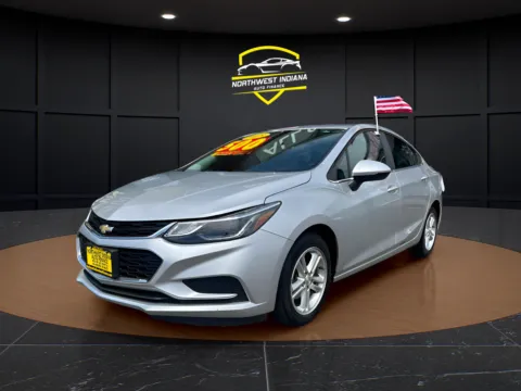 Silver 2018 CHEVROLET CRUZE LT for sale in Valparaiso, IN