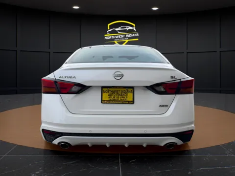 More photos of 2025 NISSAN ALTIMA SL at NWI AUTO FINANCE Valparaiso, IN