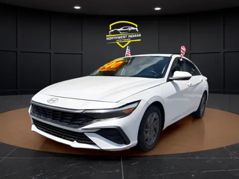 White 2024 HYUNDAI ELANTRA SEL for sale in Valparaiso, IN