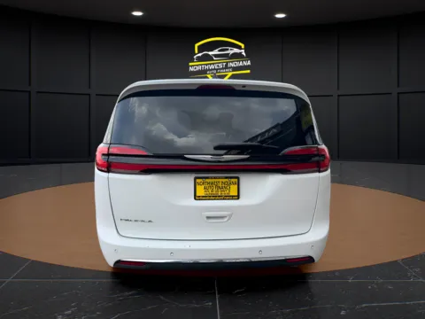 More photos of 2023 CHRYSLER PACIFICA TOURING L at NWI AUTO FINANCE Valparaiso, IN