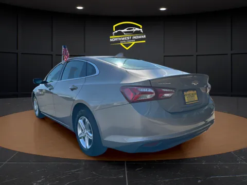 Another view of 2022 CHEVROLET MALIBU LT for sale in Valparaiso, IN at NWI AUTO FINANCE Valparaiso