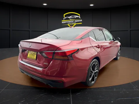 More photos of 2023 NISSAN ALTIMA SR at NWI AUTO FINANCE Valparaiso, IN