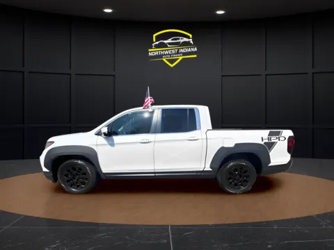 Photos of 2023 HONDA RIDGELINE RTL for sale in Valparaiso, IN at NWI AUTO FINANCE Valparaiso