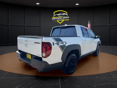 More photos of 2023 HONDA RIDGELINE RTL at NWI AUTO FINANCE Valparaiso, IN