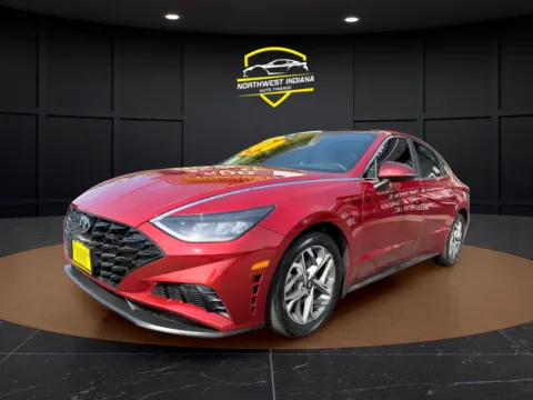 Red 2023 HYUNDAI SONATA SEL for sale in Valparaiso, IN