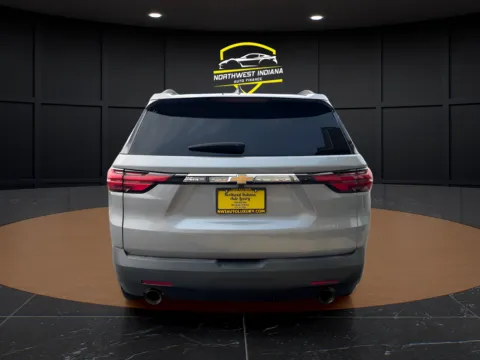 More photos of 2023 CHEVROLET TRAVERSE LT CLOTH at NWI AUTO FINANCE Valparaiso, IN