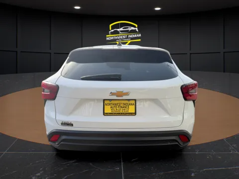 More photos of 2024 CHEVROLET TRAX LS at NWI AUTO FINANCE Valparaiso, IN