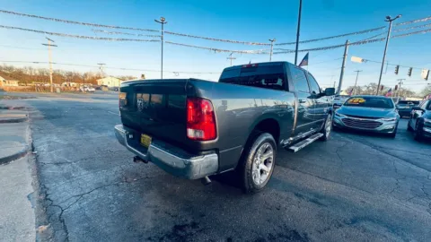 More photos of 2019 RAM 1500 CLASSIC SLT at NWI AUTO FINANCE Valparaiso, IN