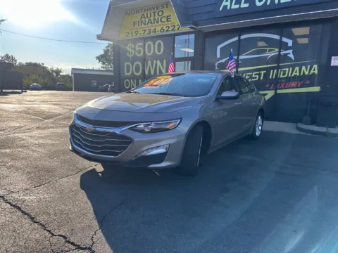 Gray 2024 CHEVROLET MALIBU LT for sale in Valparaiso, IN