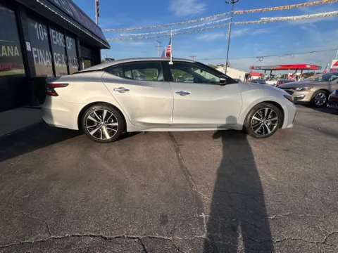 More photos of 2022 NISSAN MAXIMA SV at NWI AUTO FINANCE Valparaiso, IN