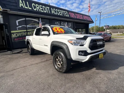 Another view of 2019 TOYOTA TACOMA SR5 DOUBLE CAB for sale in Valparaiso, IN at NWI AUTO FINANCE Valparaiso