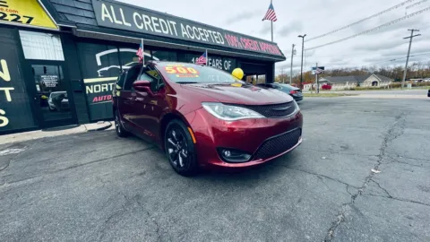 Another view of 2020 CHRYSLER PACIFICA HYBRID TOURING for sale in Valparaiso, IN at NWI AUTO FINANCE Valparaiso