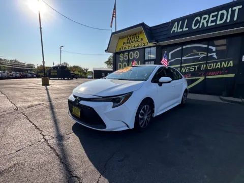 White 2022 TOYOTA COROLLA LE for sale in Valparaiso, IN