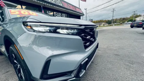 More photos of 2024 HONDA CR-V HYBRID SPORT-L at NWI AUTO FINANCE Valparaiso, IN
