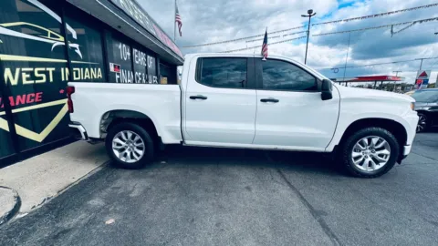 More photos of 2021 CHEVROLET SILVERADO 1500 CUSTOM at NWI AUTO FINANCE Valparaiso, IN