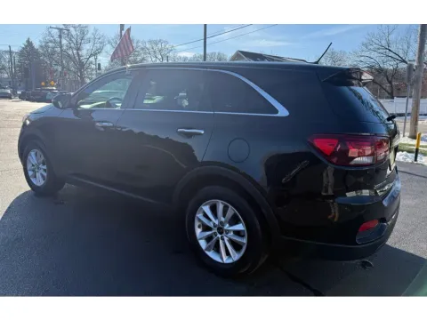 More photos of 2020 KIA SORENTO L at NWI Auto Finance Schererville, IN