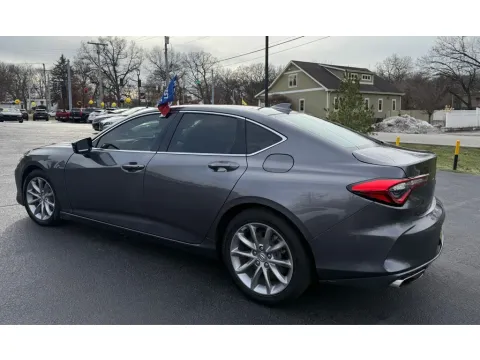 More photos of 2021 ACURA TLX BASE at NWI Auto Finance Schererville, IN