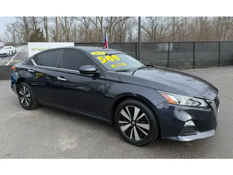Gray 2021 NISSAN ALTIMA 2.5 SV for sale in Schererville, IN
