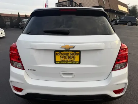 More photos of 2021 CHEVROLET TRAX LS at NWI Auto Finance Schererville, IN