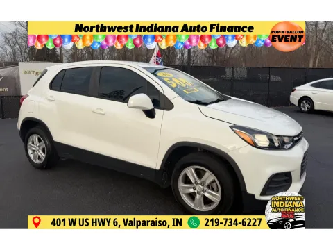 White 2021 CHEVROLET TRAX LS for sale in Schererville, IN
