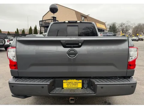 More photos of 2019 NISSAN TITAN SL at NWI Auto Finance Schererville, IN