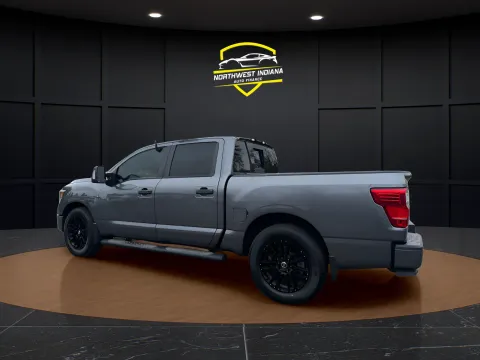 Another view of 2019 NISSAN TITAN SL for sale in Schererville, IN at NWI Auto Finance Schererville