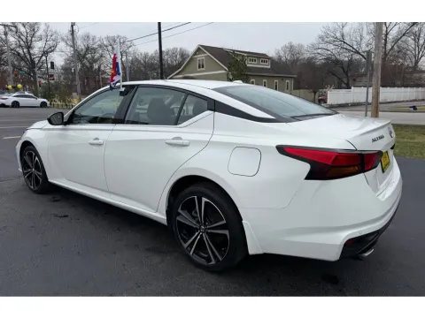 More photos of 2024 NISSAN ALTIMA 2.5 SR at NWI Auto Finance Schererville, IN