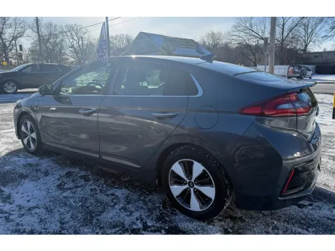 More photos of 2019 HYUNDAI IONIQ PLUG-IN H LIMITED at NWI Auto Finance Schererville, IN