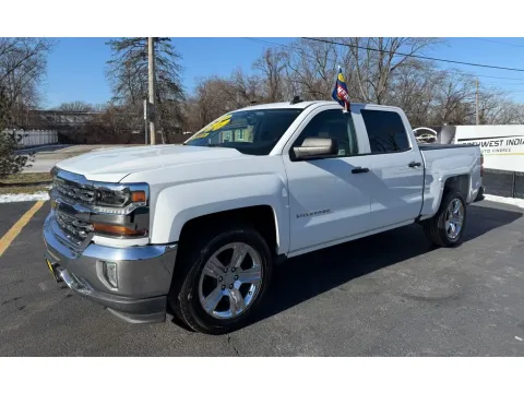 Another view of 2018 CHEVROLET SILVERADO 1500 CUSTOM for sale in Schererville, IN at NWI Auto Finance Schererville