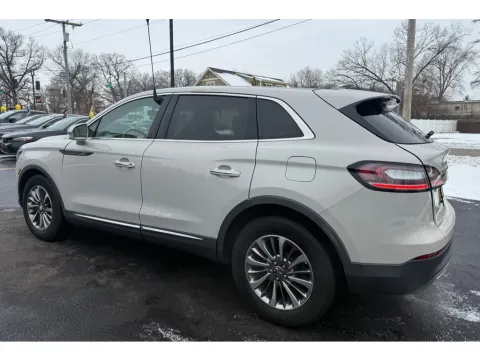 More photos of 2020 LINCOLN NAUTILUS RESERVE at NWI Auto Finance Schererville, IN