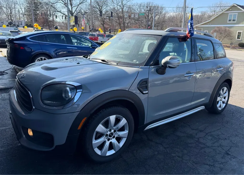 Gray 2018 MINI COUNTRYMAN COOPER for sale in Schererville, IN