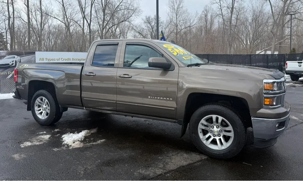 2015 CHEVROLET SILVERADO 1500 LT for sale in Schererville, IN