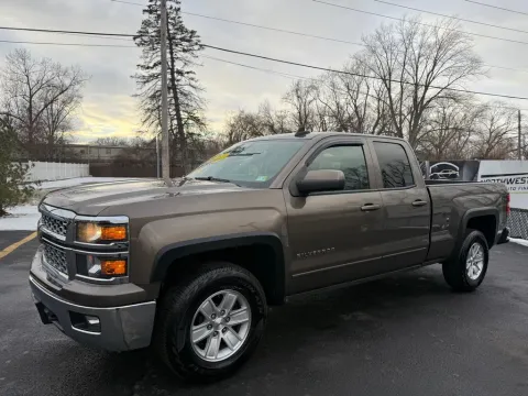 Another view of 2015 CHEVROLET SILVERADO 1500 LT for sale in Schererville, IN at NWI Auto Finance Schererville